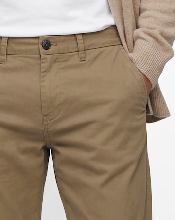 Straight Fit Chino