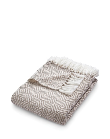 Woven Diamond Indoor/Outdoor Throw