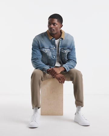 Tommy Jeans Ryan Regular Fit Denim Trucker
