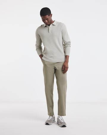 Loose Fit Chino