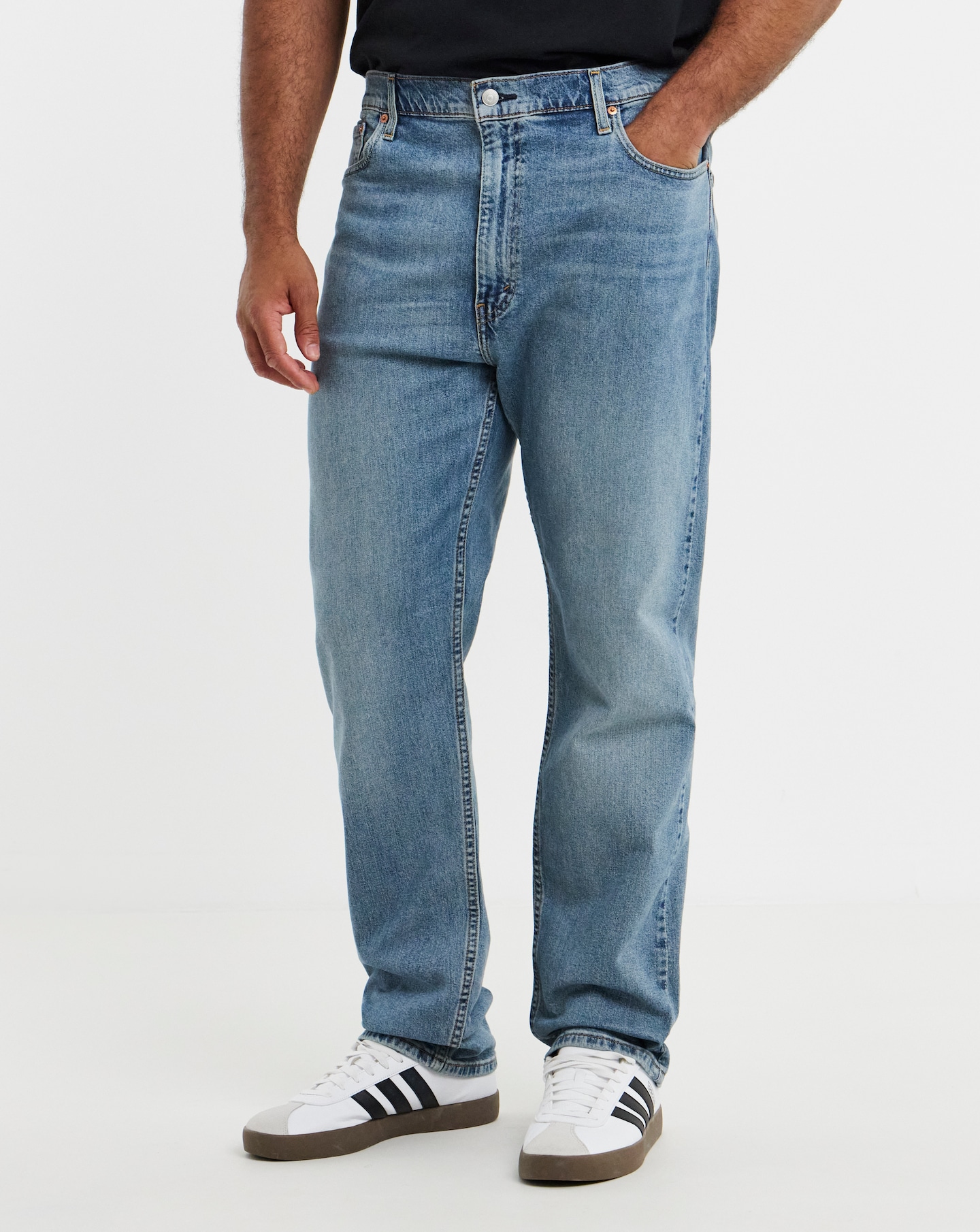 Levi's 502 Taper Jean - Medium Indigo | Jacamo
