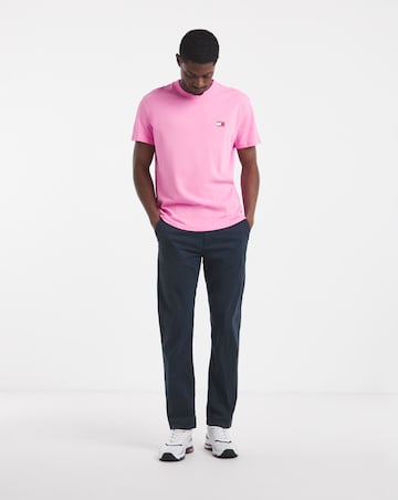 Tommy Jeans Short Sleeve Badge T-Shirt - Pink
