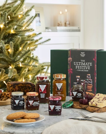 Cottage Delight Ultimate Festive Collection