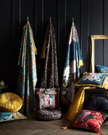 Laurence Llewelyn-Bowen Bouquet List Throw