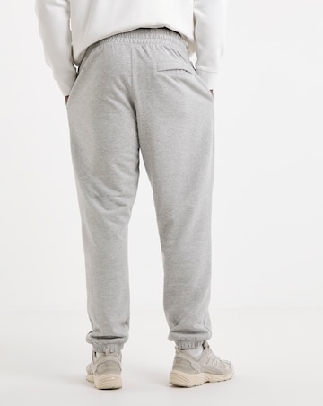 Relaxed Fit Jogger