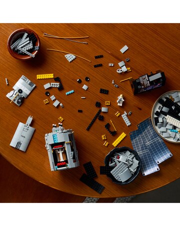 LEGO Icons Hubble Space Telescope 11382