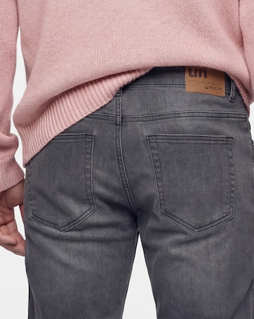 Union Straight Fit Stretch Jean