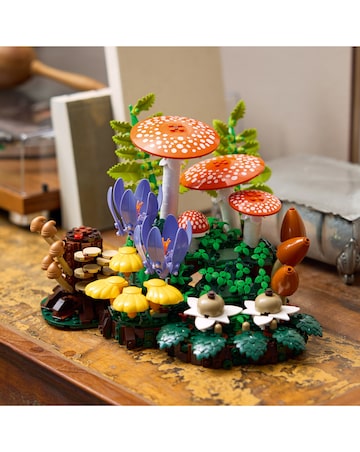 LEGO Botanicals Woodland Mushrooms 11505