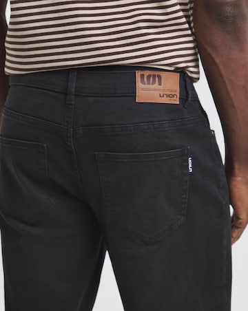 Union Loose Fit Stretch Jean