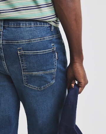 Union Wardrobe Classic Straight Stretch Jean