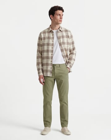 Loose Fit Chino