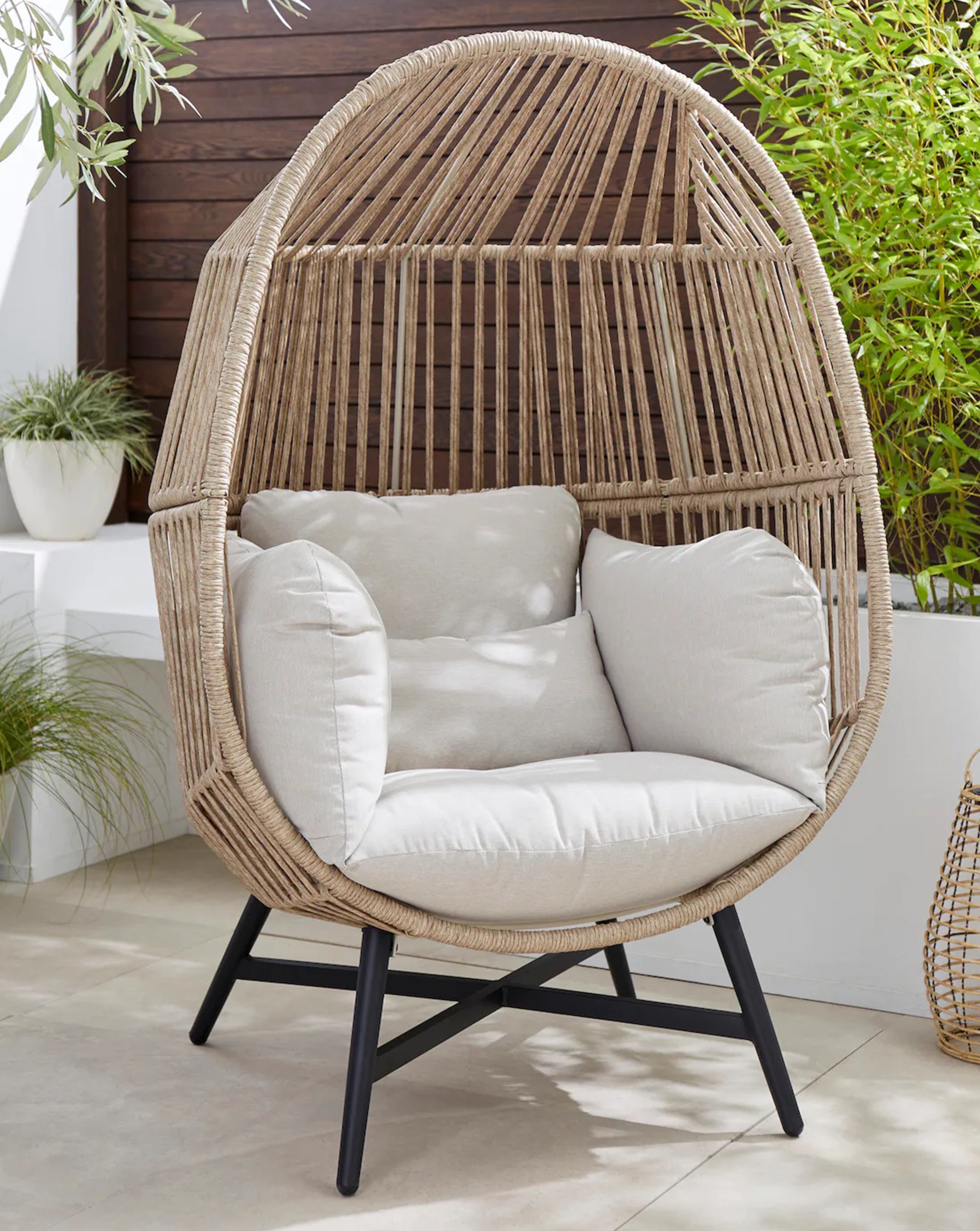 Malta Egg Chair.