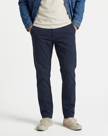 Tapered Fit Chino