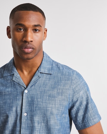 Short Sleeve Chambray Collar Shirt