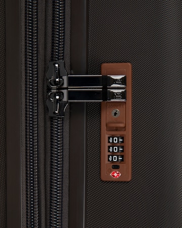 IT Luggage Extravagant Medium Suitcase