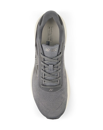 New Balance 680 Trainers