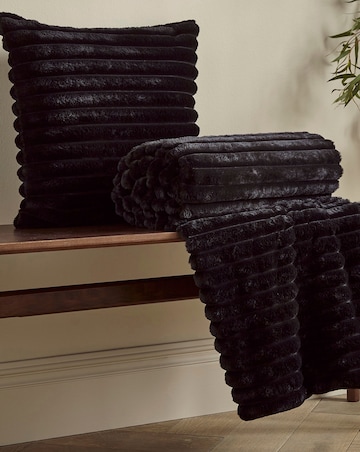 Catherine Lansfield Cosy Ribbed Cushion