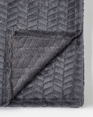 Embossed Jacquard Fleece Throw - Charcoal