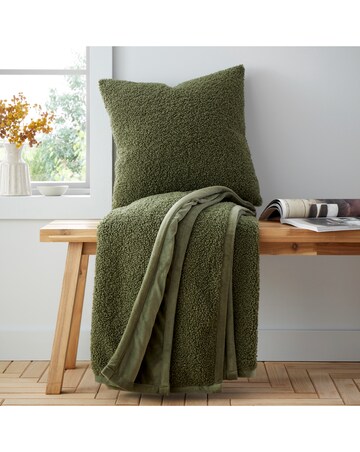 Catherine Lansfield So Soft Boucle Throw
