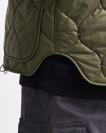Barbour Re-Engineered Utility Liddesdale Quilted Gilet - Dark Olive