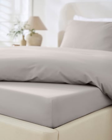 Pure Cotton 200 Thread Count 30cm Fitted Sheet