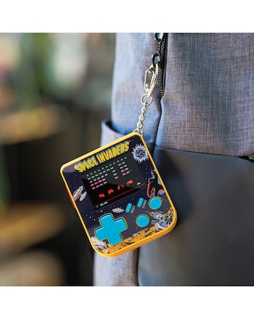 Hyper Mega Tech - TAITO Super Micro Keychain Space Invaders
