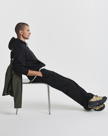 The North Face Essential Relaxed Hoodie