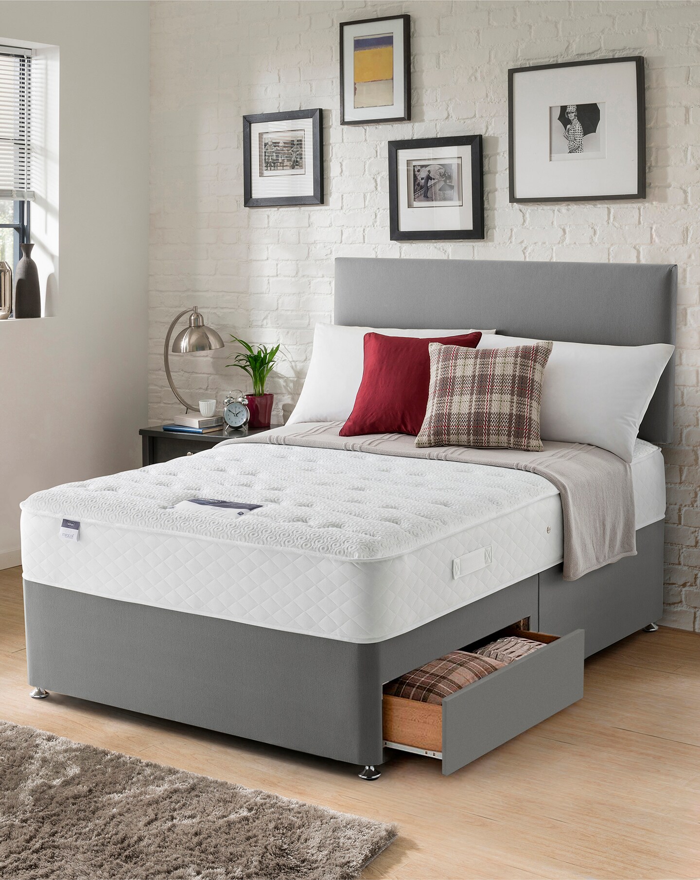 Silentnight Miracoil Mattress Divan Set with 2 Drawers