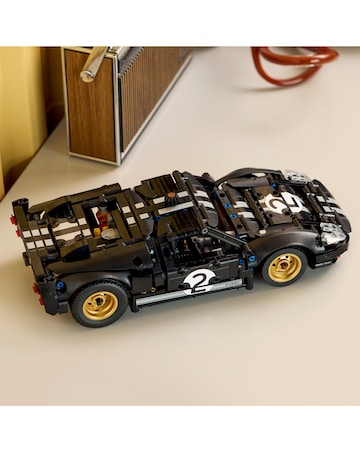 LEGO Technic 1966 Ford GT40 MKII Race Car 42223