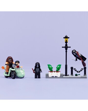 LEGO Harry Potter Hagrid & Harry's Privet Drive Escape 76459