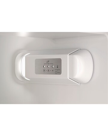 Hotpoint HTC18D011A1 Integrated 70/30 Fridge Freezer White + Install