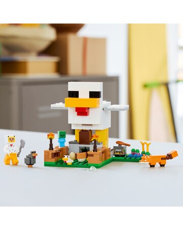 LEGO Minecraft Chicken Farm 21585
