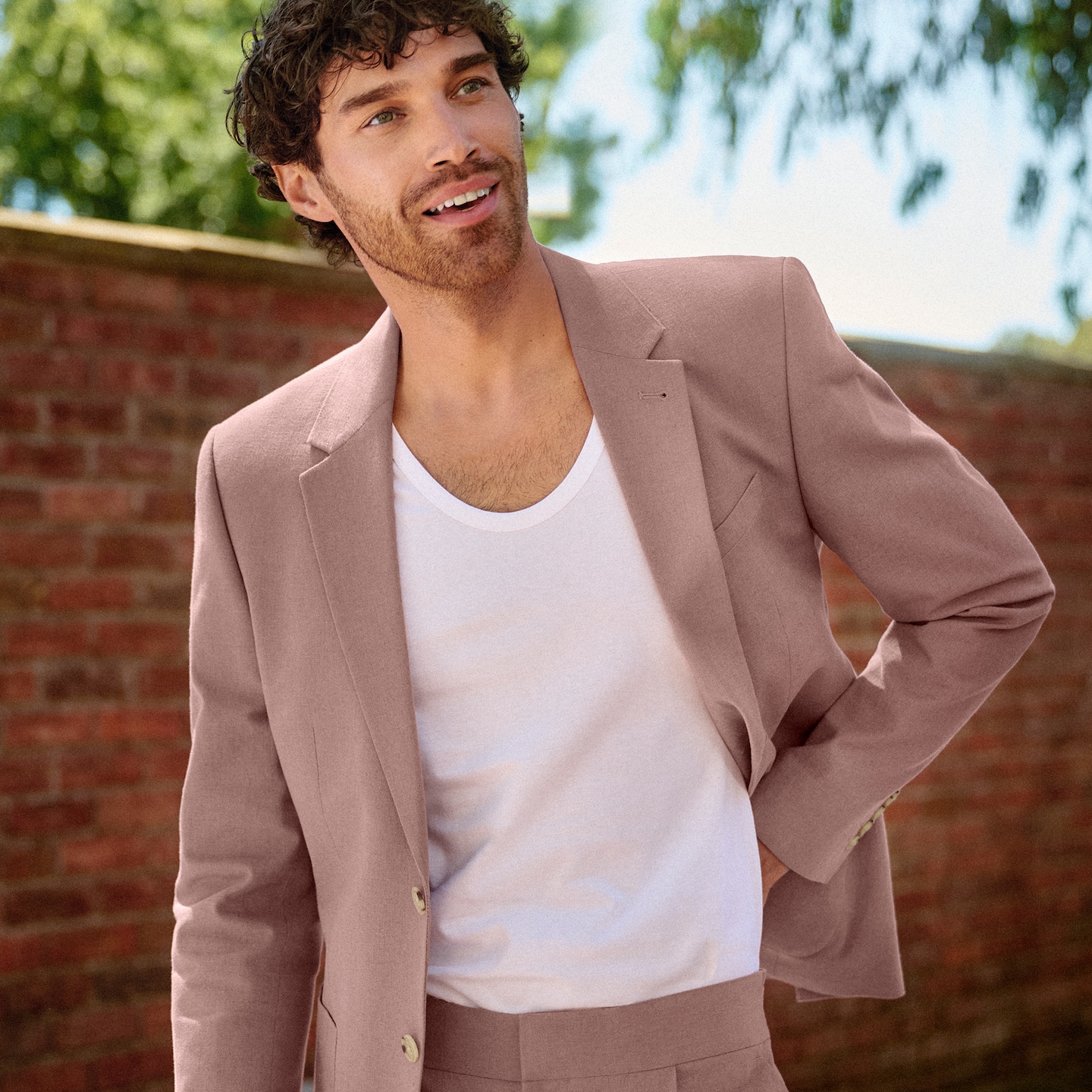 Model wears Linen Blend Blazer in Dusty Pink
