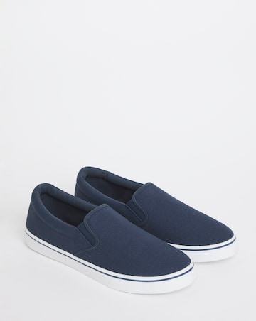 Basic Slip On Pump Wide
