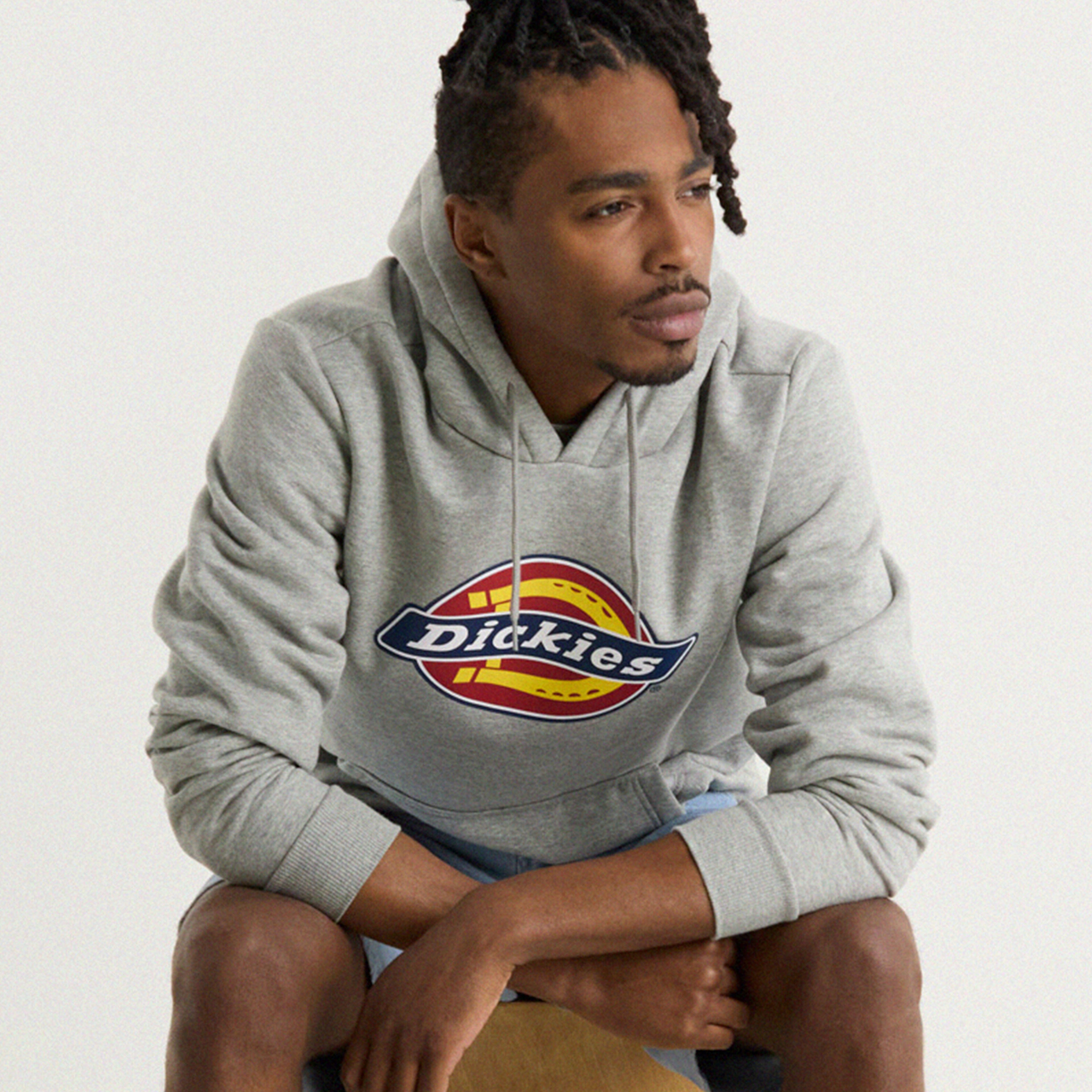 Model wears Dickies Icon Logo Hoodie - Grey Melange