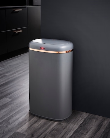 Tower Cavaletto 58L Sensor Bin Grey