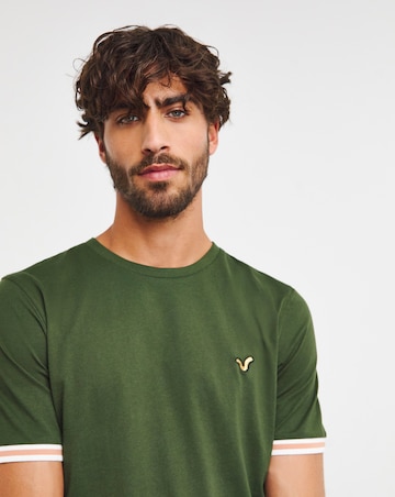 Voi Contrast Sleeve Cuff T-Shirt