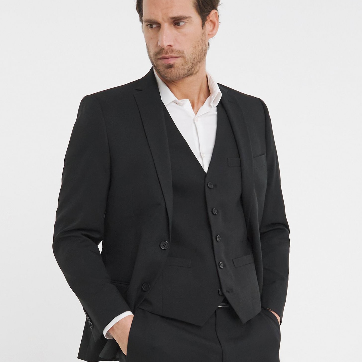 Model wears James Regular Fit Essential Suit Jacket