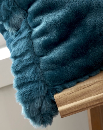 Catherine Lansfield Velvet Faux Fur Cosy Cushion