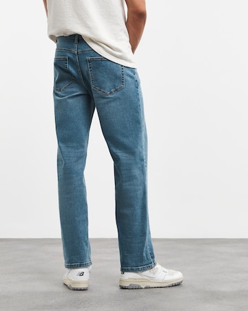 Straight Fit Stretch Jean Light Wash