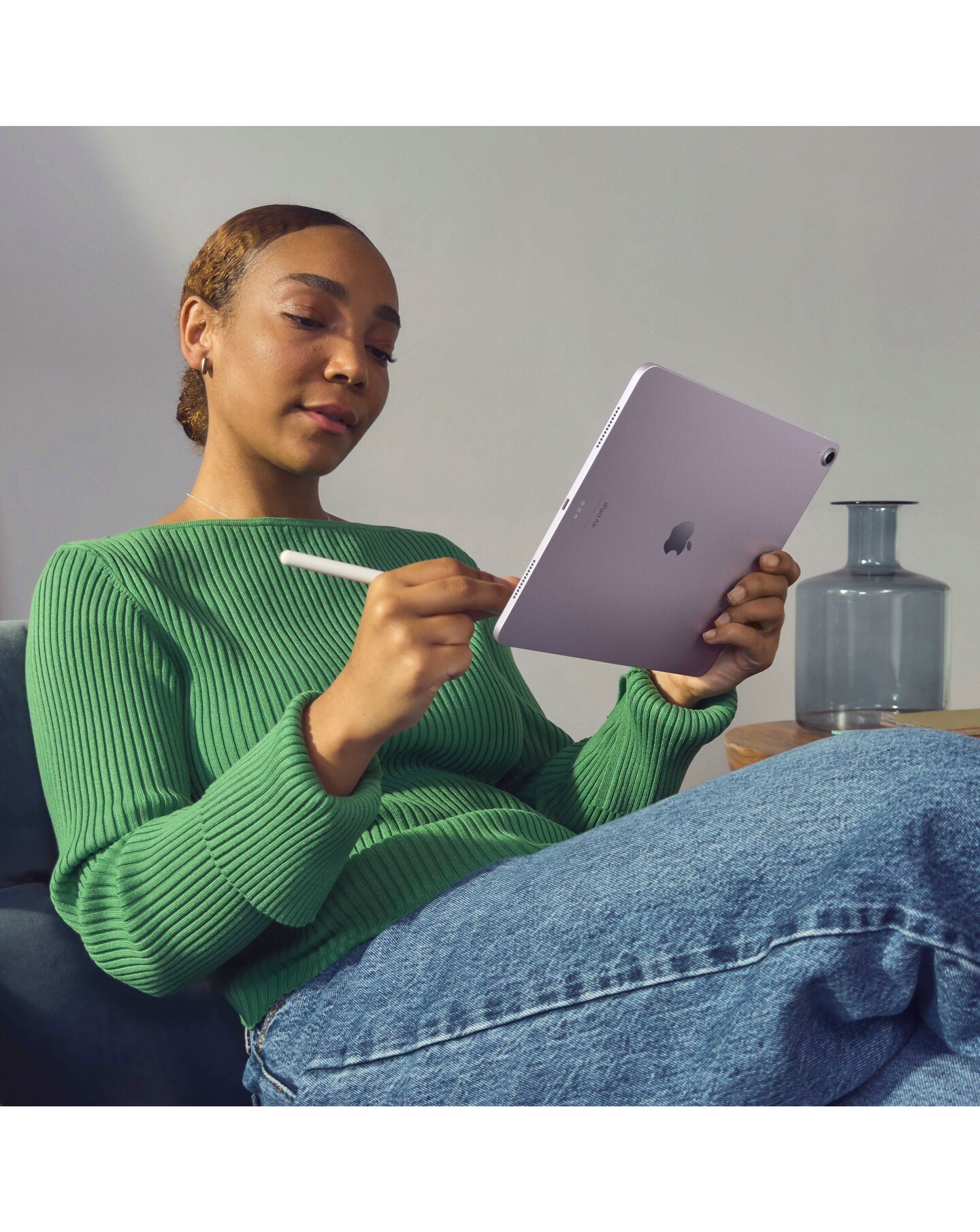 Apple iPad Air (M2, 2024) 11inch Wi-Fi 512GB - Starlight | Jacamo