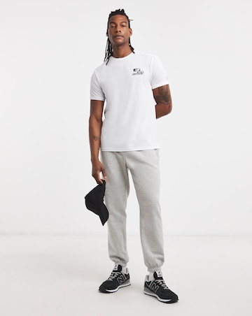 New Balance Graphic Logo Tech T-shirt