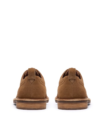 Clarks Aldwin Lace Shoes - Tan