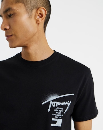 Tommy Jeans Short Sleeve Back Graphic City Signature T-Shirt - Black