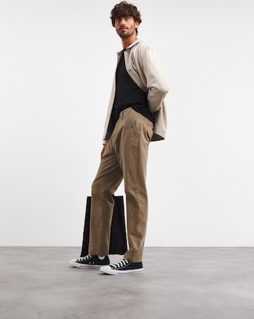 Tapered Fit Chino