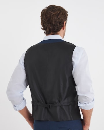 James Regular Fit Essential Waistcoat