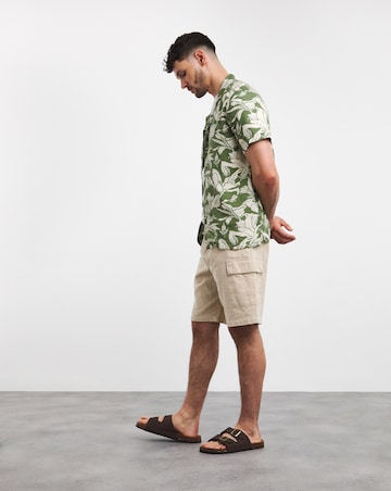 Linen Blend Elasticated Cargo Short