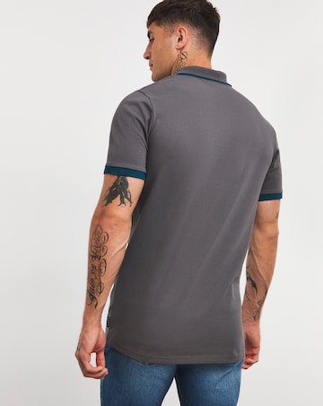 Voi Contrast Collar Polo Long Length