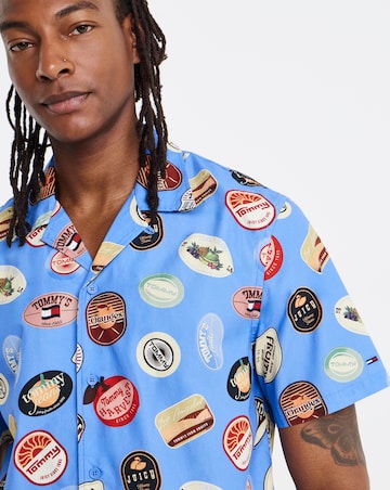 Tommy Jeans Short Sleeve Printed Resort Shirt - Blue
