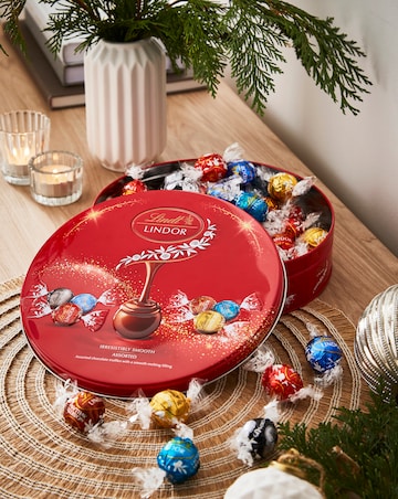 Lindt Lindor Selection Gift Tin 450g